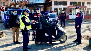 İzmir'de jandarmadan huzur ve güven uygulaması: 256 sürücüye ceza!
