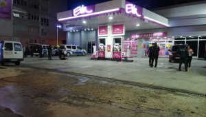 İzmir'de olaylı gece: İki ayrı ilçede bıçaklı ve silahlı kavga!