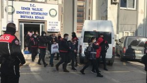 İzmir'de şehit ve gazileri kullanarak dolandırıcılık yapan 7 şüpheli tutuklandı