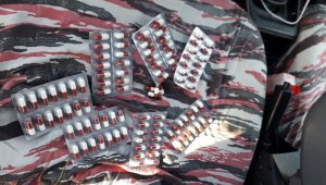 İzmir'de uyuşturucu tacirine jandarmadan operasyon