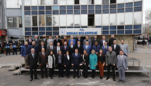 Konak’ta 'Cam bina' ya veda