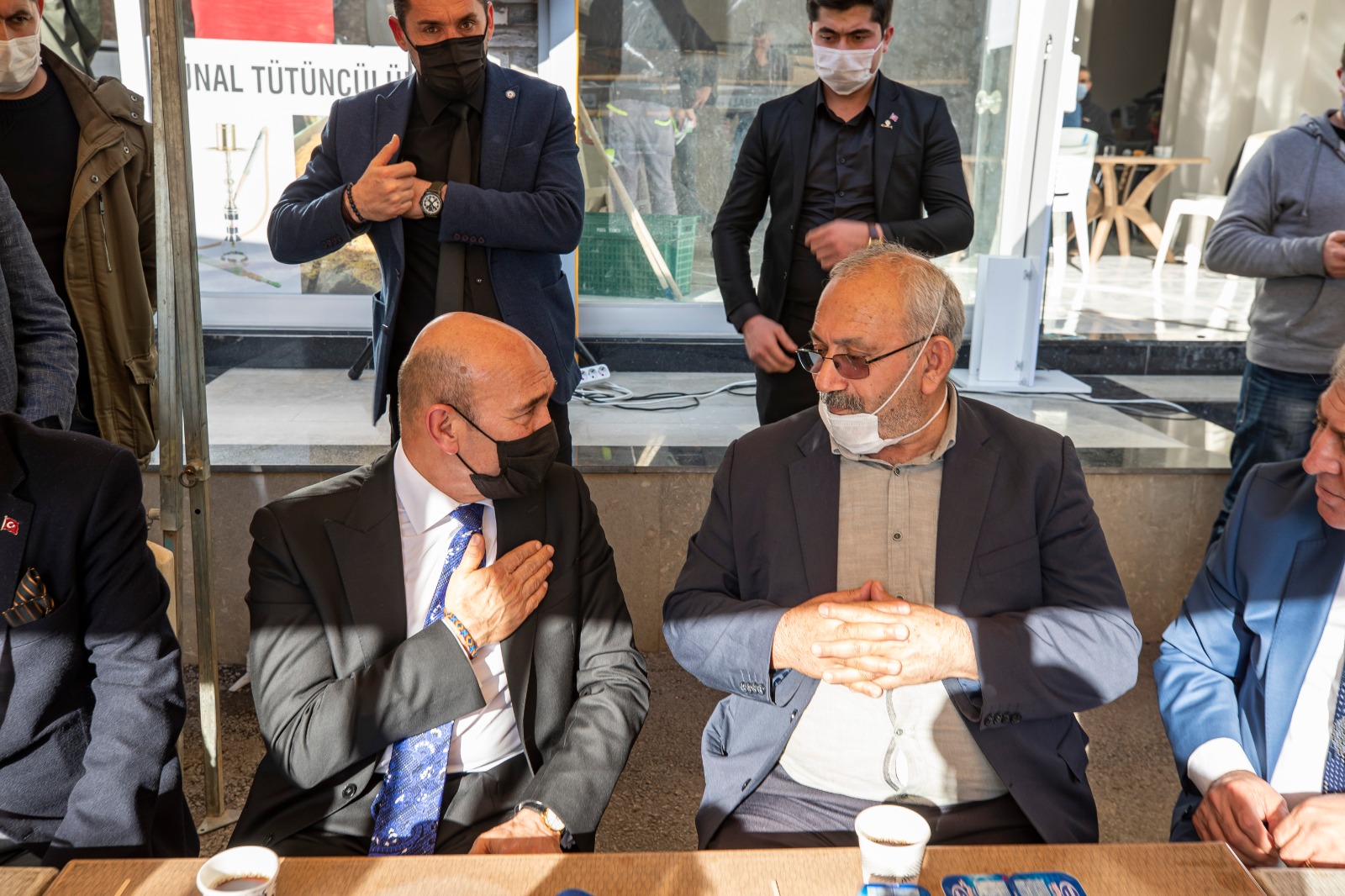 Soyer’den şehit ailesine taziye ziyareti