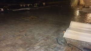 Urla dolu felaketinden sonra fırtına ile boğuşuyor