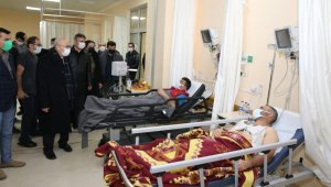 Vali Köşger'den hortum felaketinin ardından yaralılara ziyaret