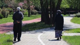 20 yaş altı ve 65 yaş üstü sokağa çıkma yasağı saatleri değişti