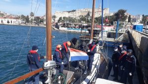 Çeşme'de 51 düzensiz göçmen yakalandı