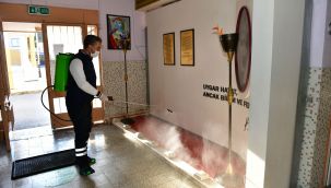 Çiğli’de 'yüz yüze eğitim için' dezenfekte çalışmaları tam gaz
