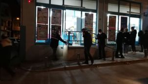İzmir’de zincir markete silahlı soygun düzenlendi
