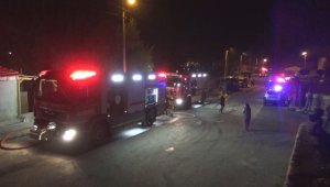 İzmir'de korkunç olay: Karısı ve kızı içerideyken evi ateşe verdi
