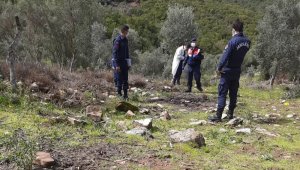 İzmir'de yeğen dehşeti: Bir amcasını öldürdü, diğerini yaraladı