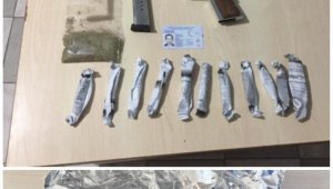 İzmir'den kovalamaca sonucu durdurulan araçtan uyuşturucu çıktı