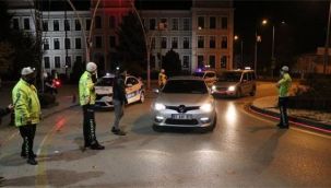 Kısıtlamalara uymayan 22 bin 810 kişiye ceza