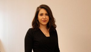 Şiddet gören kadın kendini suçluyor