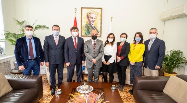 Soyer’den Kaseinov'a Dünya Kültür Zirvesi daveti