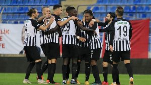 Altay, Adanaspor'u ağırlıyor