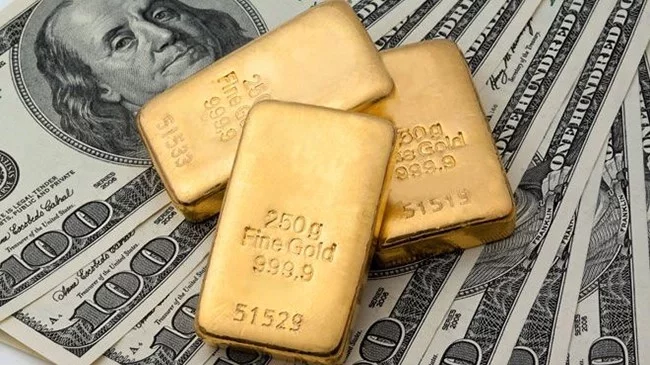 Dolar ve enflasyon beklentisinde endişelendiren rakamlar