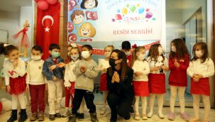 Efes Selçuk'ta 23 Nisan coşkusu belediyeye taşındı!