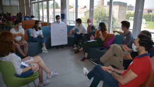 Genç İzmir’in logosunu İzmirliler belirleyecek