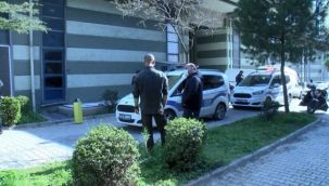 İş yerinde eşini rehin aldı!