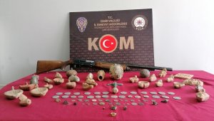 İzmir'de 91 adet tarihi eser ele geçirildi