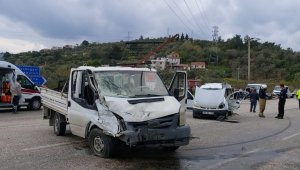 İzmir'de feci trafik kazası: 1 ölü