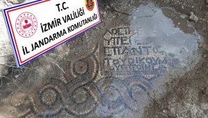 İzmir'de kaçak kazı operasyonunda bin 500 yıllık mozaik ve manastır bulundu