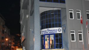 İzmir'de uyuşturucu satıcılarına darbe: 2 şüpheli tutuklandı