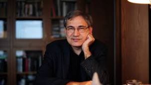 Orhan Pamuk: Atatürk övülmeli