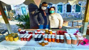 Pandemiyle işleri sekteye uğrayan kafe işletmecisi reçelle çıkış yolu buldu