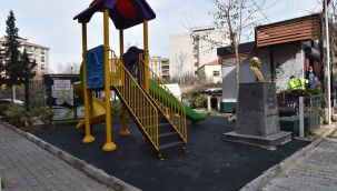 Bornova’da tam kapanmada çalışmalar hızlandı: Parklar yenilendi