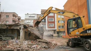 Buca Belediyesi’nden metruk binalara müdahale