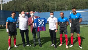 CHP’li Sertel’den play-off öncesi İzmir’in takımlarına moral ziyareti