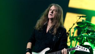 Cinsel tacizle suçlanan Megadeth'in kurucularından David Ellefson gruptan atıldı