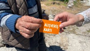Dikili’de ihtiyaç sahiplerine 'alışveriş kartı' uygulaması
