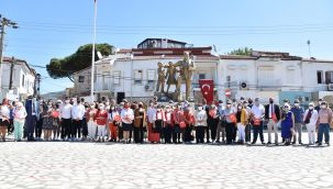 Foça'da 19 Mayıs coşkuyla kutlandı