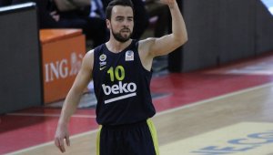 ING Basketbol Süper Ligi play-off: Pınar Karşıyaka: 62 - Fenerbahçe Beko: 67