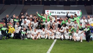 İzmir, 18 yıl aranın ardından iki takımıyla Süper Lig'de