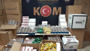 İzmir'de 6 milyon liralık kaçak ürün ele geçirildi