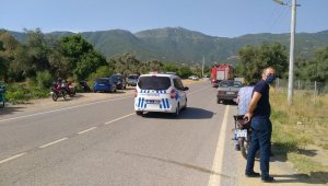 İzmir'de ormanlık alanda çıkan yangın kontrol altına alındı