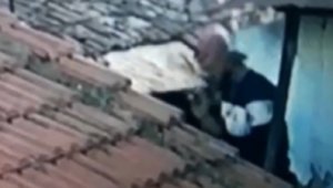 İzmir'de polise yakalanan hırsızdan şok itiraf: 'Uyuşturucu satın almak için çalıyorum'