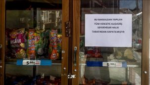 Seferihisar'da bayram öncesi 'Askıda veresiye' kampanyası