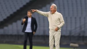 Altay'dan Mustafa Denizli ile yola devam kararı