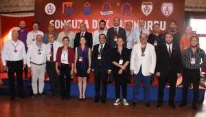 Altınordu'da bayrak değişimi