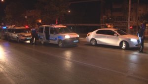 'Dur' ihtarına uymayan ehliyetsiz sürücü kovalamaca sonucu yakalandı