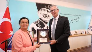 Gaziemir’de sokak hayvanlarına adanmış bir ömür