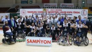 “İzmir’in Aslanları” şampiyon