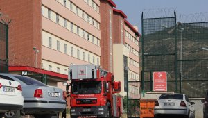 İzmir Valiliğinden Geri Gönderme Merkezindeki yangınla ilgili açıklama
