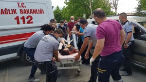İzmir'de gıda zehirlenmesi şüphesiyle 30'a yakın işçi hastanelik oldu