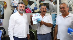 Başkan Sandal, Onur Mahallesi'nde esnafı ziyaret etti