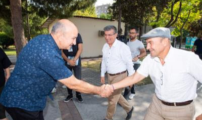 Başkan Soyer Bayraklı’da deprem sonrası süreçle ilgili bilgi aldı 